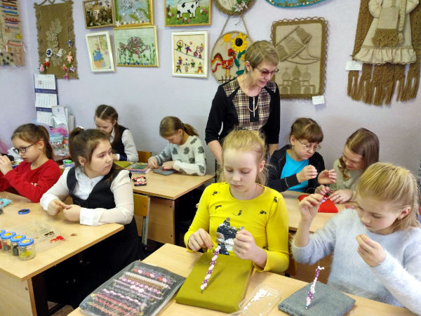 Педагог Мулланурова Галина Ивановна на занятиях с детьми